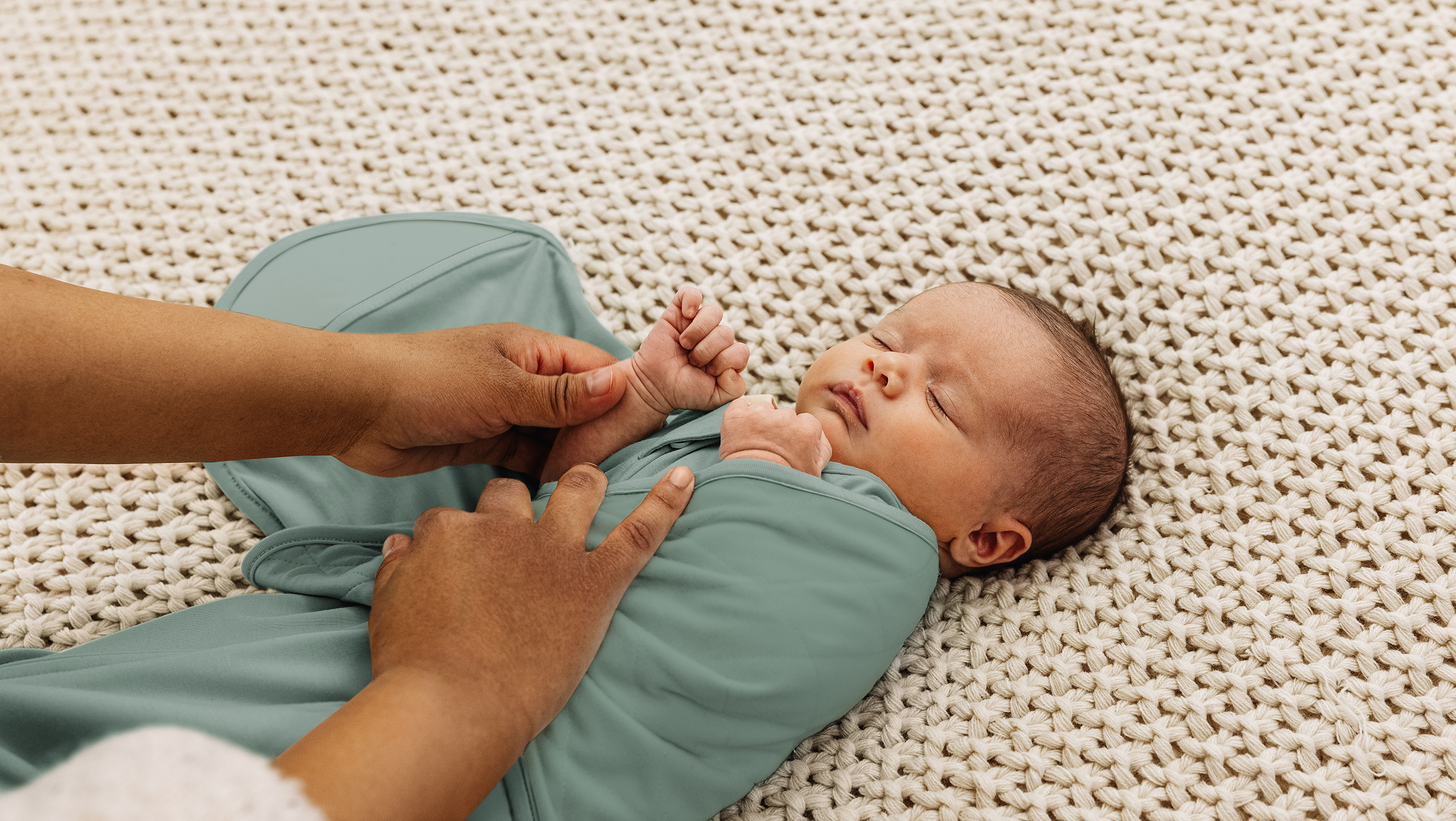 Dream Sleeper with Swaddle - Image 5
